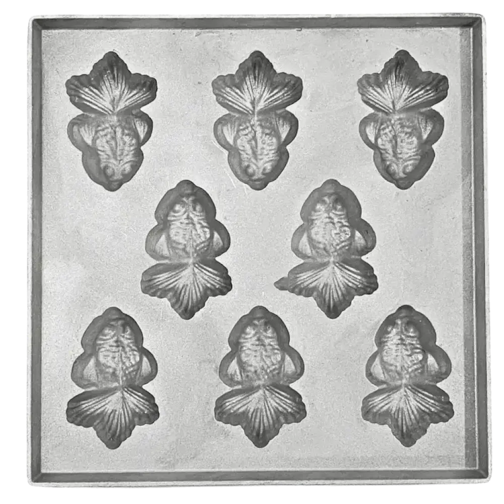 FJ 983D - 8 IKAN EMAS, 10-Inch Square Aluminium Acuan Kuih Bahulu
